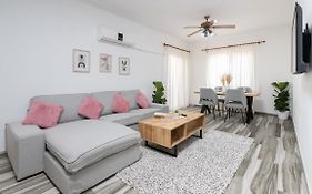 Beautiful Apartment In Harbour Paphos, Central & Close To Beach